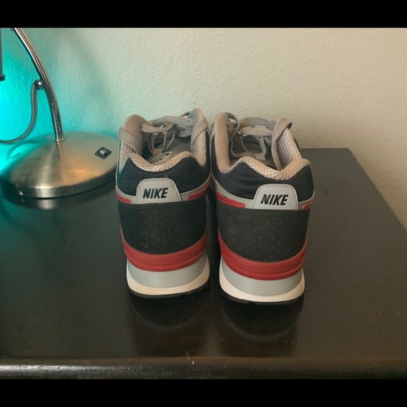 Nike Running/Trail Shoe - Picture 5 of 7